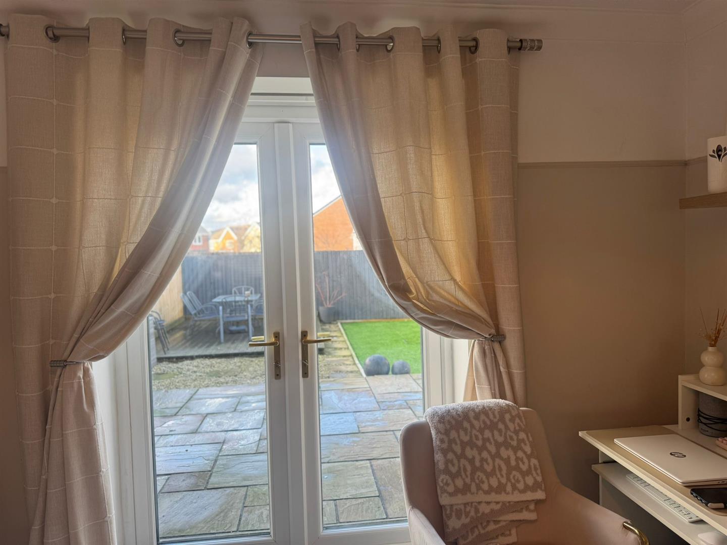 Ger Y Nant, Birchgrove, Swansea, SA7 0HD